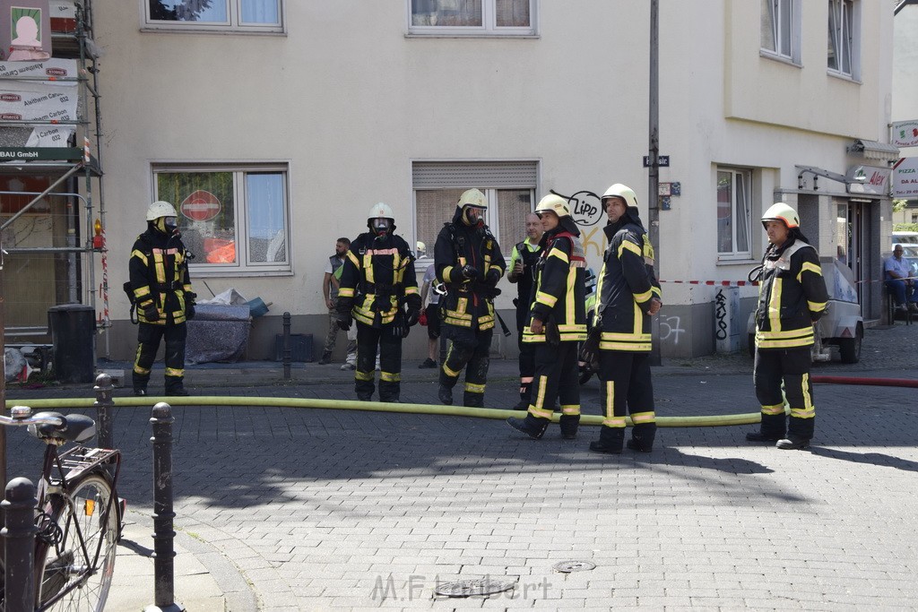 Explo Feuer 2 Koeln Kalk Hoefestr P079.JPG - Miklos Laubert